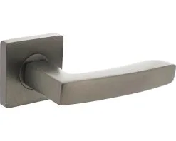 INTERSTEEL Deurkruk Paar Minos Op Vierkant Rozet Antraciet