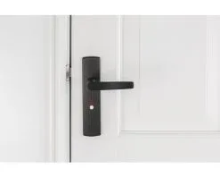 AXA Deurkruk Paar Curve Klik Met Kruk Curve Op Schild Met WC-/badkamersluiting WC63/8 Zwart -Sloten Verkoopwinkel DV 8 10602651 02 4c DE 20221005104757 1