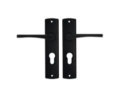 AXA Deurkruk Paar Curve Met Kruk Vlinder Op Schild Met Profielcilindergat PC55 Zwart