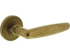 INTERSTEEL Deurkruk Paar Sophie Op Rozet Messing Getrommeld